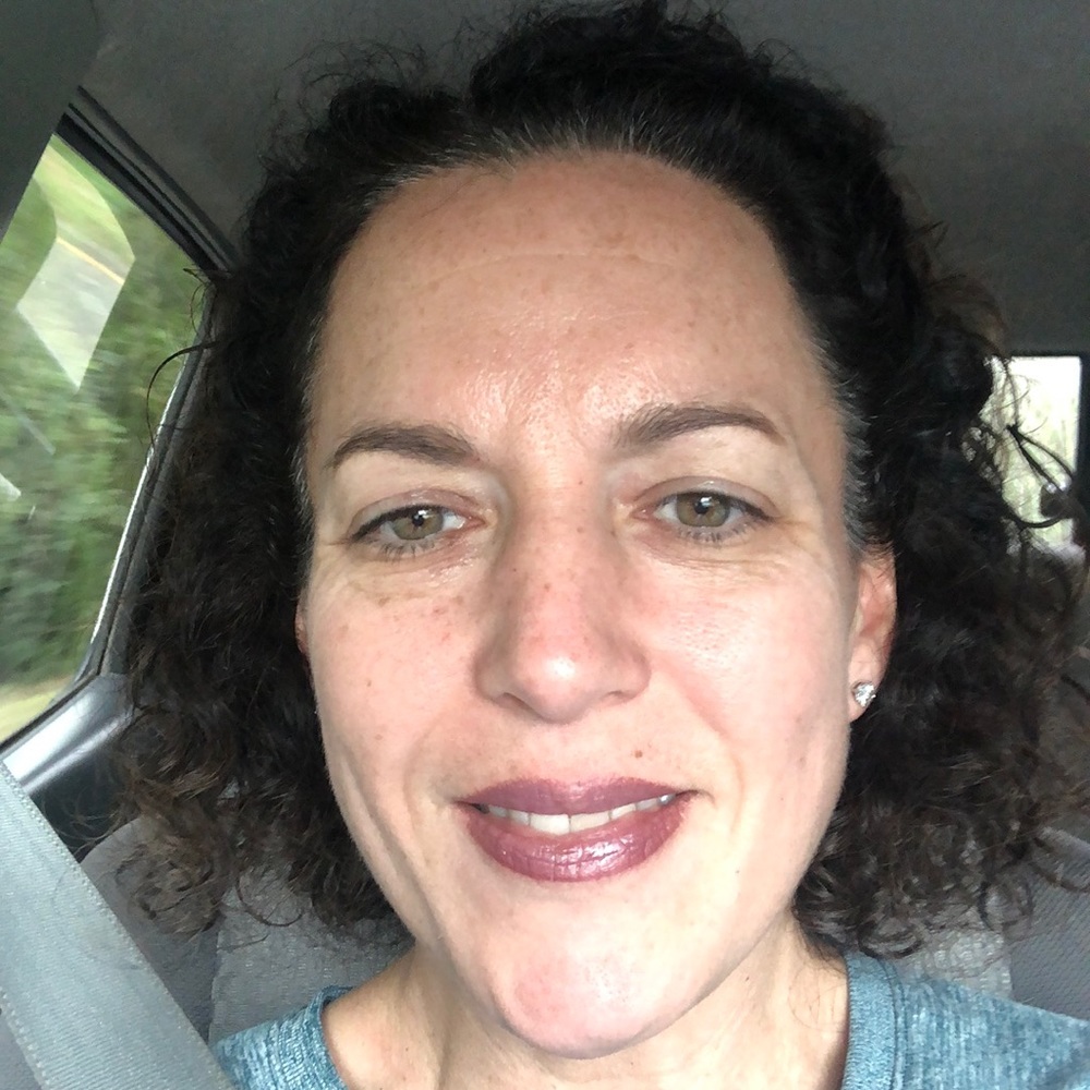 Meet your Posher, Leah
